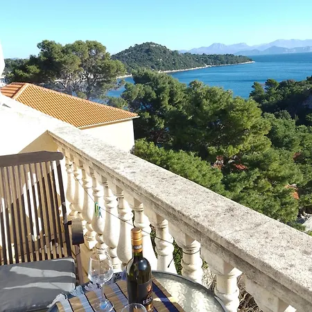 Laura - Mljet 아파트 *