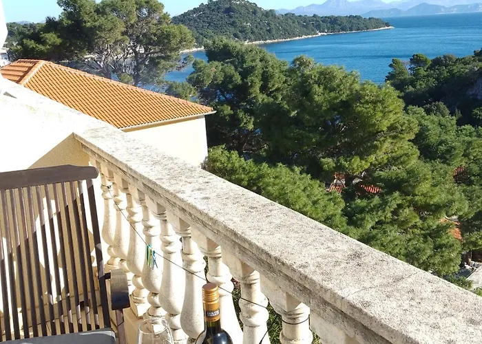 Laura - Mljet 아파트 *