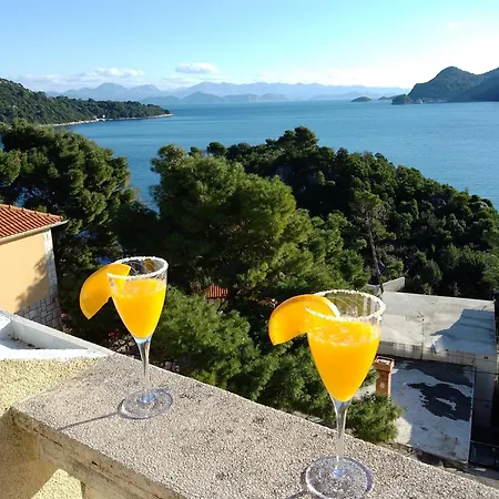 Laura - Mljet * Sobra