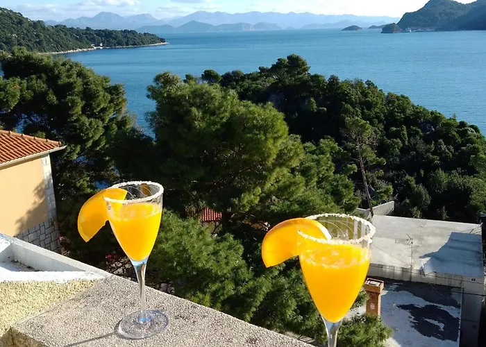 Laura - Mljet * Sobra